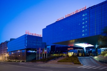 International Hotel International Hotel