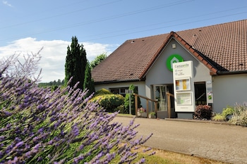 tarifs reservation hotels Campanile Dole