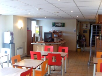 tarifs reservation hotels Premiere Classe Dunkerque Sud - Loon Plage