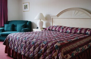 Meadow Court Inn in Ithaca, New York