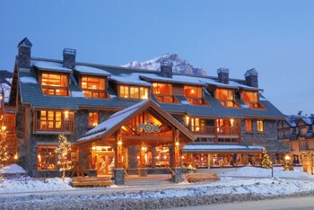 The Fox Hotel and Suites The Fox Hotel and Suites