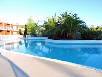 tarifs reservation hotels Victoria Garden La Ciotat