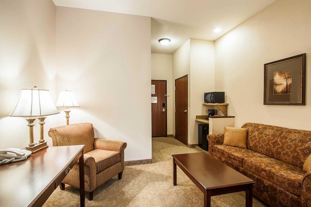Comfort Inn And Suites Mcminnville Hotel Details Page