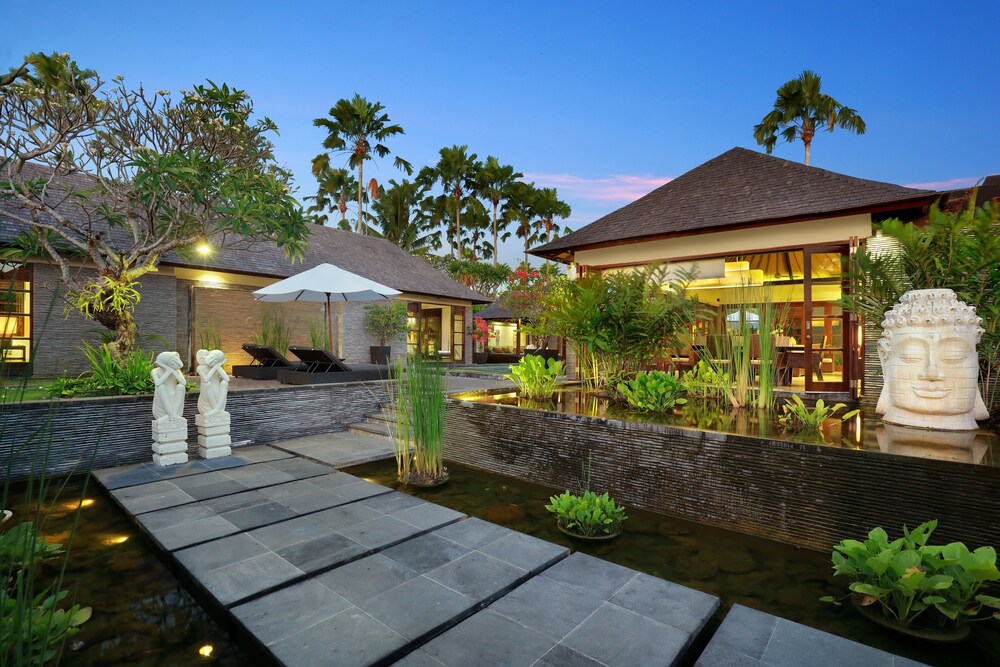 Download Peppers Seminyak Bali Images