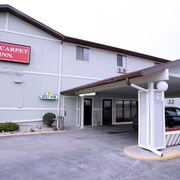 奧馬哈紅毯飯店