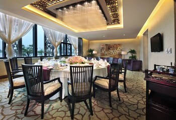 Deluxe Twin Room, Garden View
