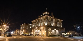Majestic Inn & Spa Majestic Inn & Spa