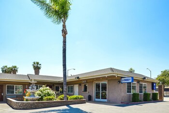 Americas Best Value Inn & Suites San Bernardino in San Bernardino, California