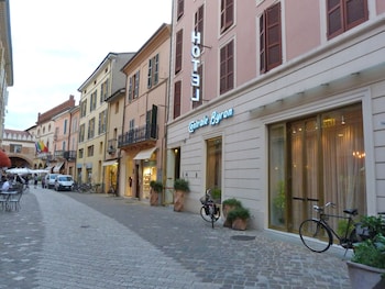 Prenota Hotel Centrale Byron