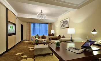 Executive Room, 1 King Bed, Non Smoking