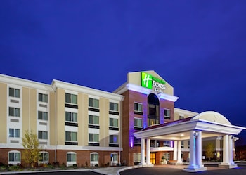 Holiday Inn Express Hotel & Suites Niagara Falls Holiday Inn Express Hotel & Suites Niagara Falls