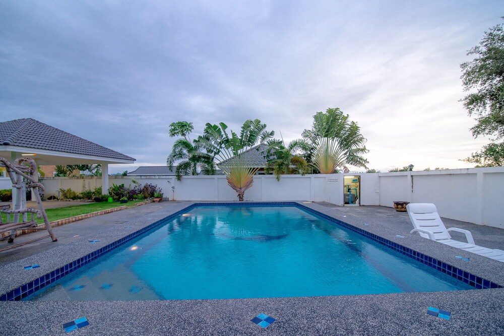Discount [75% Off] Proud Villa Hua Hin Resort Thailand | Hotel Good Earth