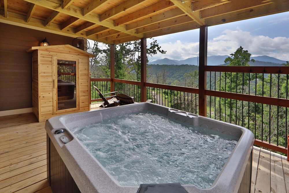 Above It All 302 4 Bedroom Cabin Gatlinburg Price Address Reviews