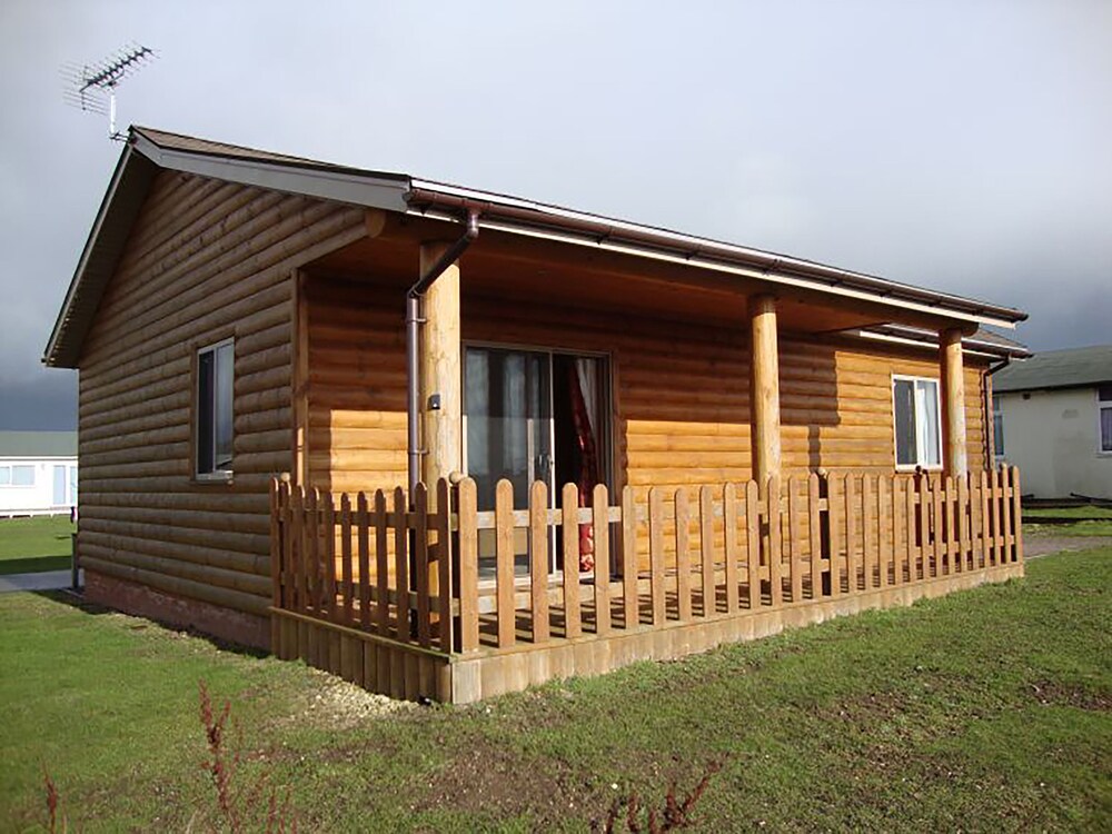 Seagulls Log Cabin East Riding Of Yorkshire Price Address Reviews