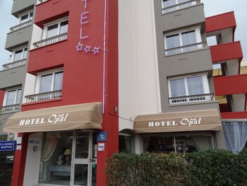 Brit Hotel Opal Centre Port Brit Hotel Opal Centre Port