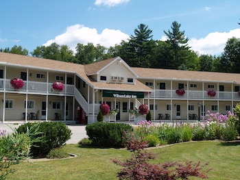Wilson Lake Inn in Wilton, Maine