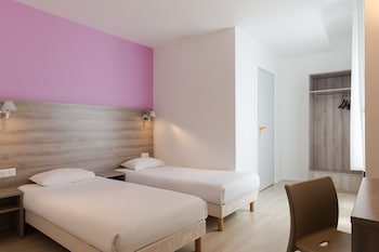 The Originals City, Hôtel Nevers Centre Gare (Inter-Hotel) The Originals City, Hôtel Nevers Centre Gare (Inter-Hotel)