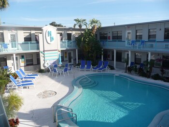 Royal North Beach All Suites Royal North Beach All Suites