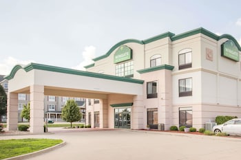 Wingate by Wyndham Champaign Wingate by Wyndham Champaign