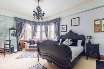 Woodside Villa Whitby Woodside Villa Whitby
