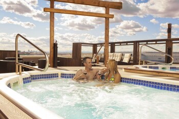 Acclaim Hotel Calgary Airport Acclaim Hotel Calgary Airport