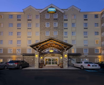 Staybridge Suites Chattanooga at Hamilton Place Staybridge Suites Chattanooga at Hamilton Place