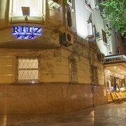 門多薩麗茲飯店