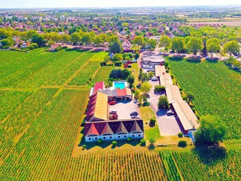 tarifs reservation hotels KYRIAD PRESTIGE BEAUNE - Le Panorama