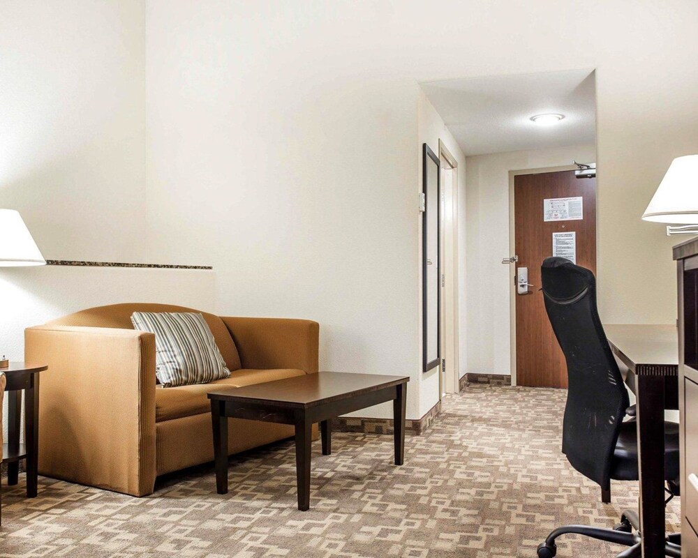 Comfort Suites At Kennesaw State University Cobb 1 6 2