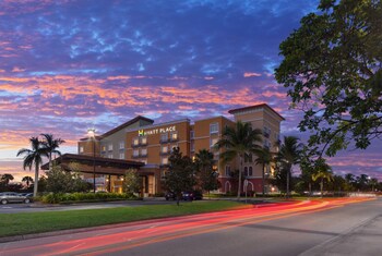 Beach Hotels Near Florida Gulf Coast University In Ft Myers From Hyatt Place Coconut Point