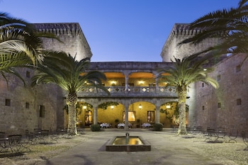 Parador De Jarandilla Parador De Jarandilla