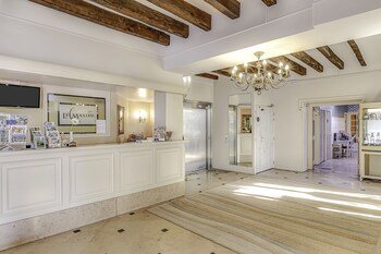 Hotel Le Maxime, BW Signature Collection Hotel Le Maxime, BW Signature Collection