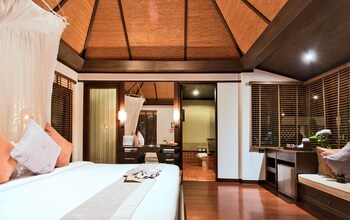 Deluxe Cottage Hillside/ Included roundtrip shuttle speed boat at Seree Pier