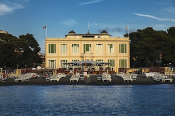 Suite Hotel Nettuno Suite Hotel Nettuno