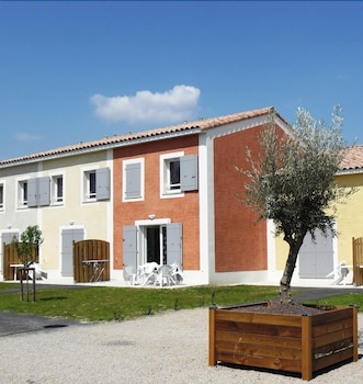 tarifs reservation hotels Vacancéole - Le Domaine d'Enserune