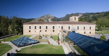 Parador De Cangas De Onis Parador De Cangas De Onis