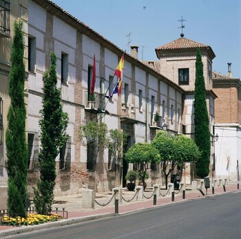 Parador De Alcala Parador De Alcala