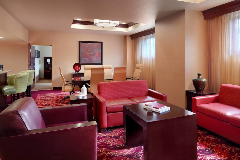 Marriott Bloomington Normal Hotel And Conference Center Mclean Marriott Bloomington Normal Hotel And