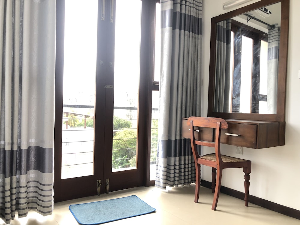 The Apartments By Lanka Vacations Colombo Price Address Reviews
