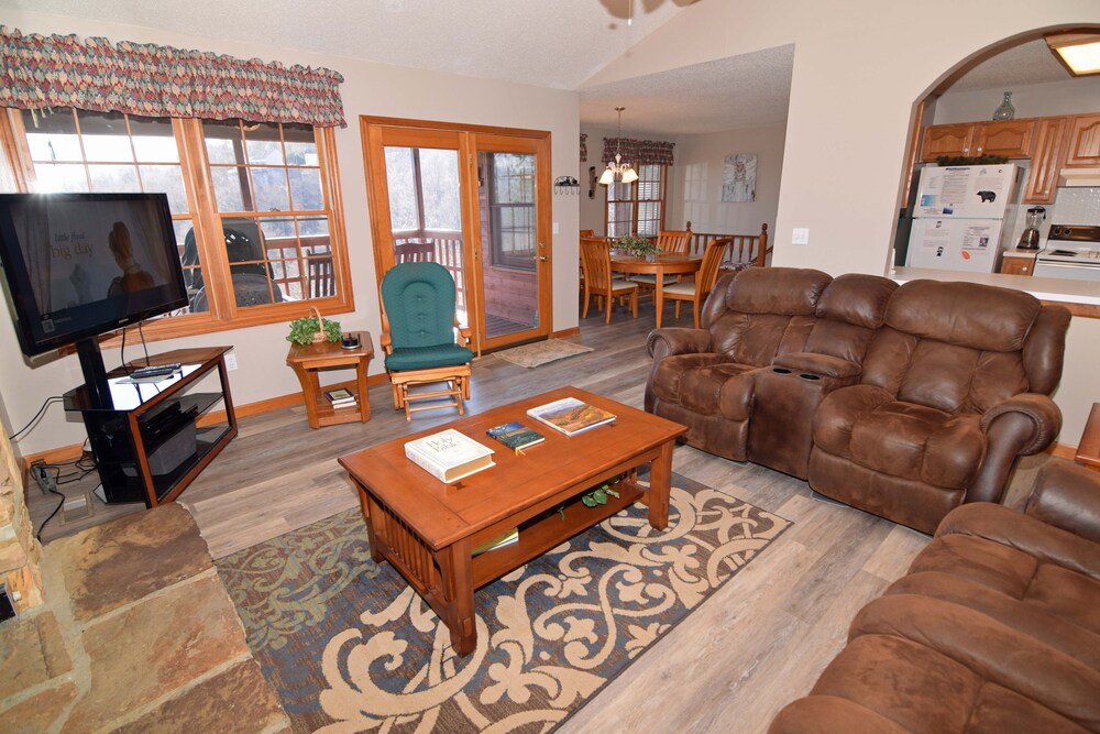 860 At Last 2 Bedroom Cabin Sevier Tennessee Null Price Address