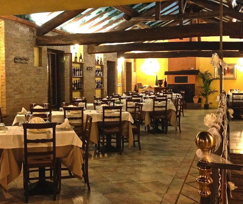 La Pergola Milan Hotel Price Address Reviews