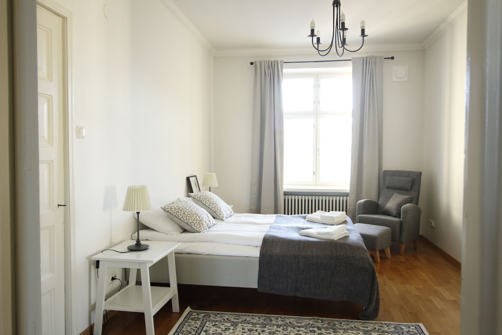 2ndhomes Iso Freda