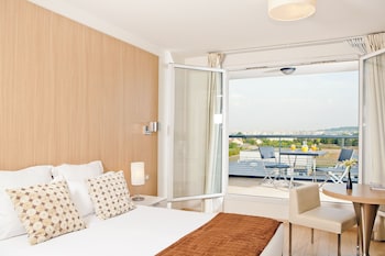 tarifs reservation hotels Residhome Carrières La Défense