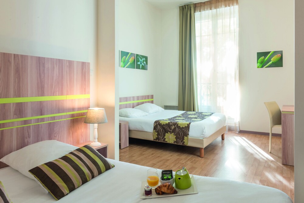 Hotel Rue Des Petites Ecuries Nantes Hotel Rue Des Petites Ecuries Nantes