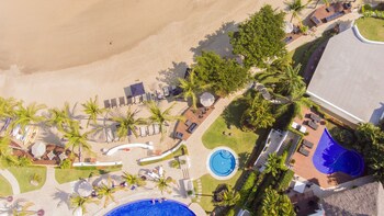 Vallarta Gardens Beach Front Hotel & Residences Vallarta Gardens Beach Front Hotel & Residences