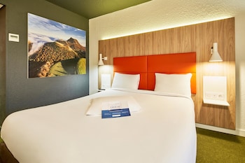 tarifs reservation hotels Kyriad Clermont Ferrand Nord - Riom