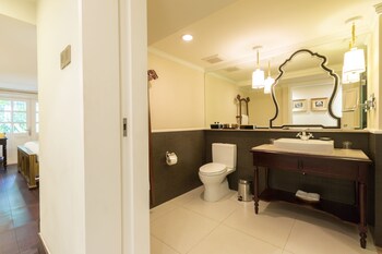 Villa Room