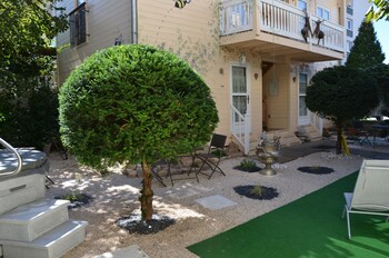 tarifs reservation hotels A la Villa Boucicaut