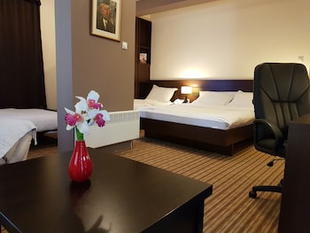 Keto Hotel Keto Hotel
