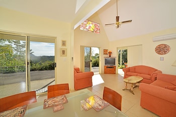 Cooroy Country Cottages Cooroy Country Cottages